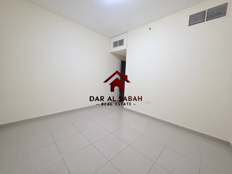 SPECIOUS 2BHK WITH 1MONTH FREE•FAMILY BUILDING•NEAR DXB EXIT AND DXB ...