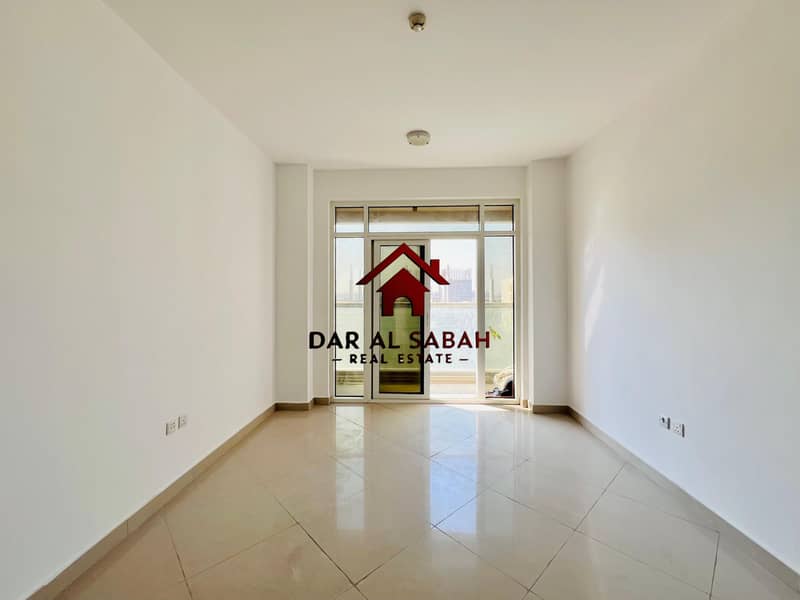 Ready to move | Easy assess to dubai | 6 cheque payment | with balcony !