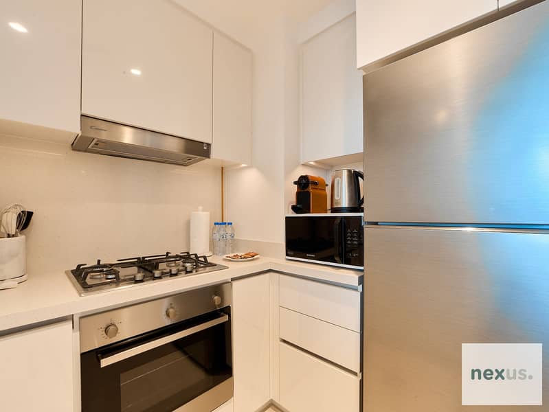 Spacious 2 BR Downtown Views | Full Burj Khalifa View - Image 8