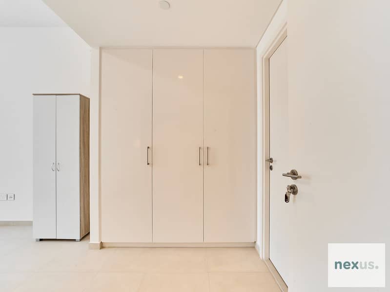 Spacious 2 BR Downtown Views | Full Burj Khalifa View - Image 23