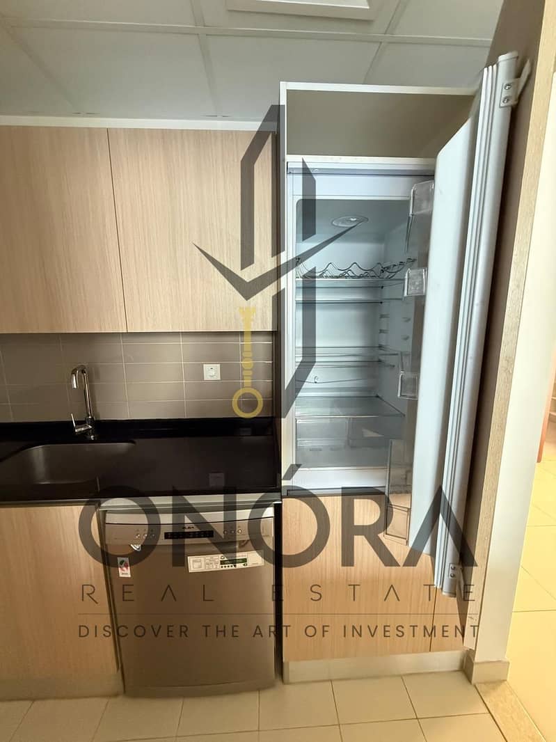 Spacious 4-Bedroom Villa + Maid’s Room | Single Row | Prime Location | 2-3 Cheques