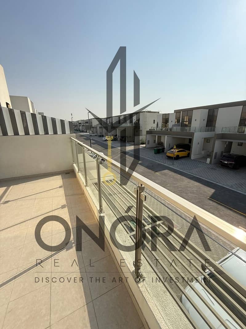 Spacious 4-Bedroom Villa + Maid’s Room | Single Row | Prime Location | 2-3 Cheques - Image 18