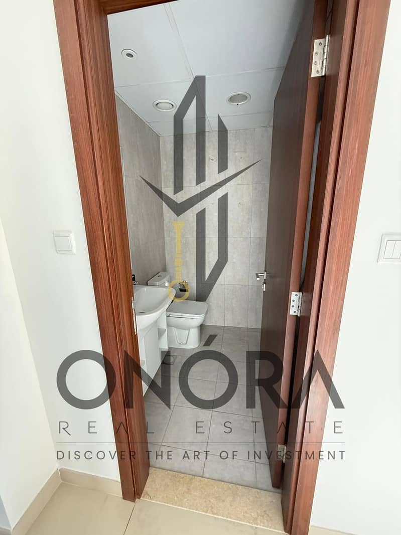 Spacious 4-Bedroom Villa + Maid’s Room | Single Row | Prime Location | 2-3 Cheques - Image 25