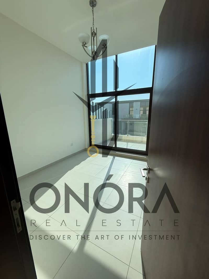 Spacious 4-Bedroom Villa + Maid’s Room | Single Row | Prime Location | 2-3 Cheques - Image 26