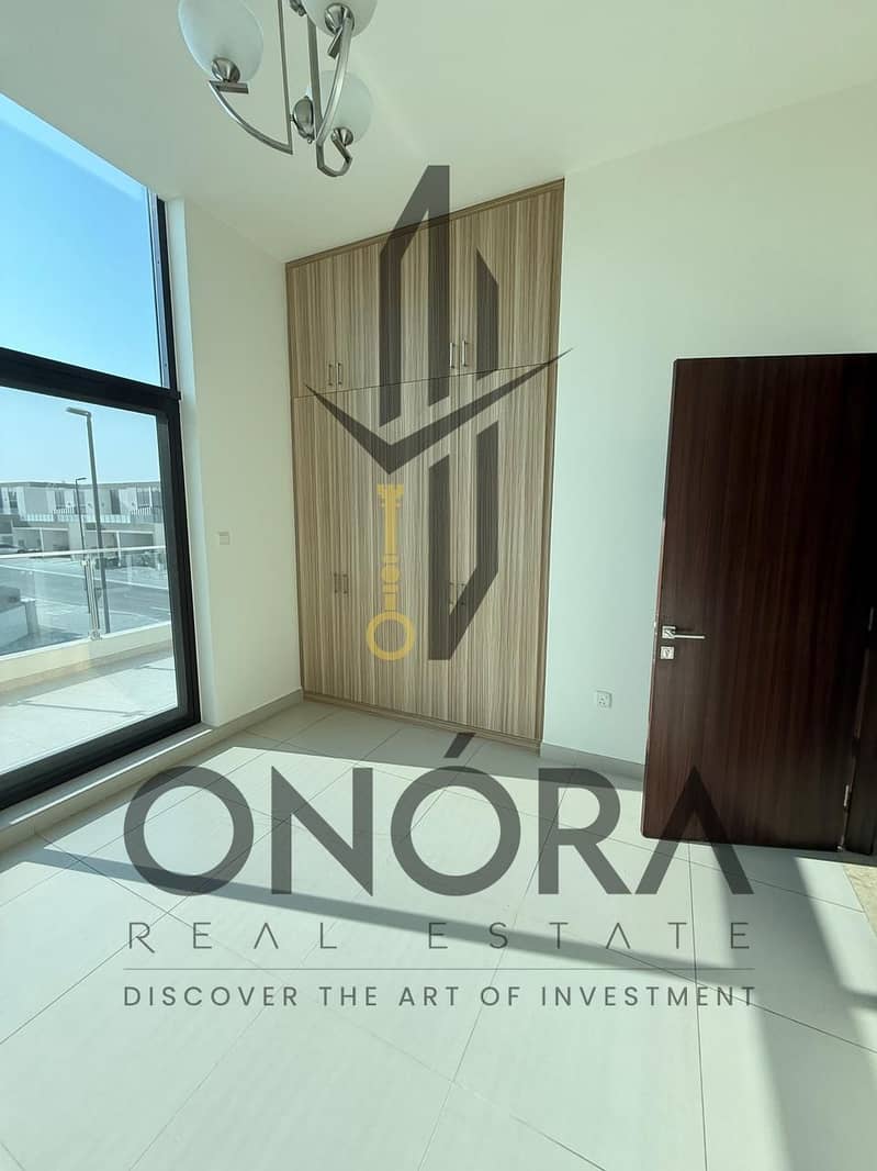 Spacious 4-Bedroom Villa + Maid’s Room | Single Row | Prime Location | 2-3 Cheques - Image 28