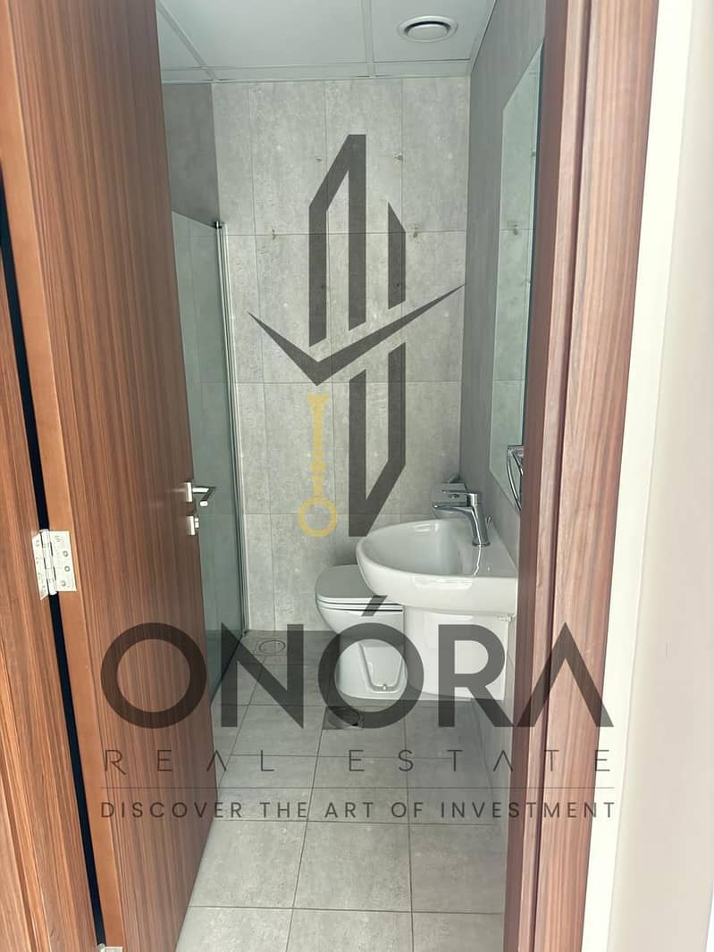 Spacious 4-Bedroom Villa + Maid’s Room | Single Row | Prime Location | 2-3 Cheques - Image 32