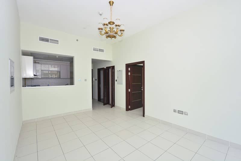 Beautiful 1 Bedroom with Garden in Glitz 3 by Danube