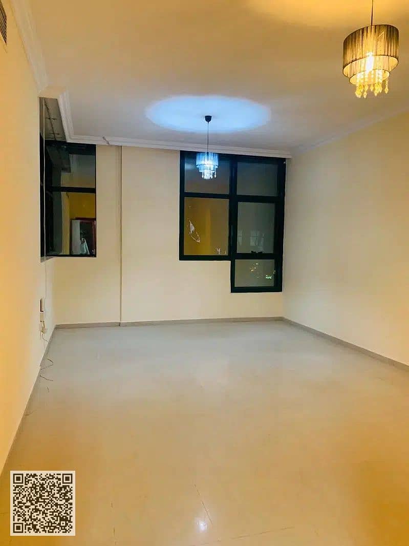 7 hall 2. jpg