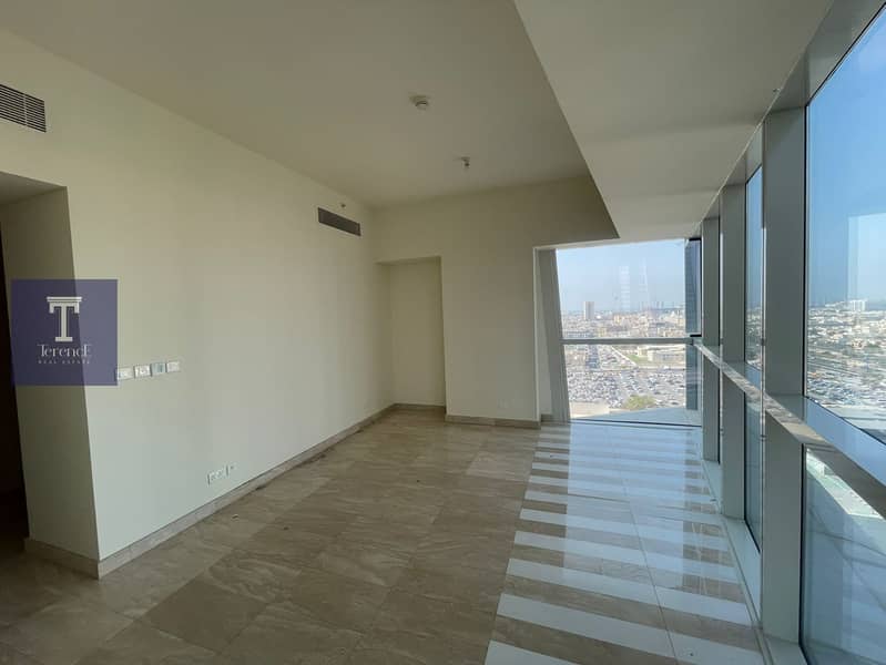 Sea View | Closed Kitchen | Ready to Move IN | Vacant unit