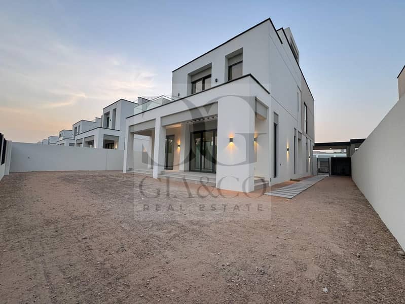 Opposite Pool | Single Row | Multiple Options