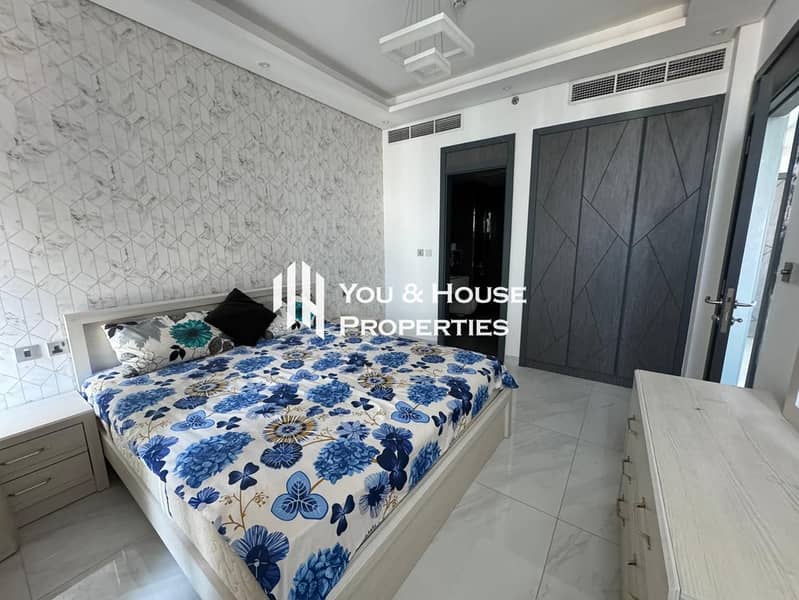 Fully Furnished 1BR | Upgraded Unit | Premium Building| Pool View - Image 6