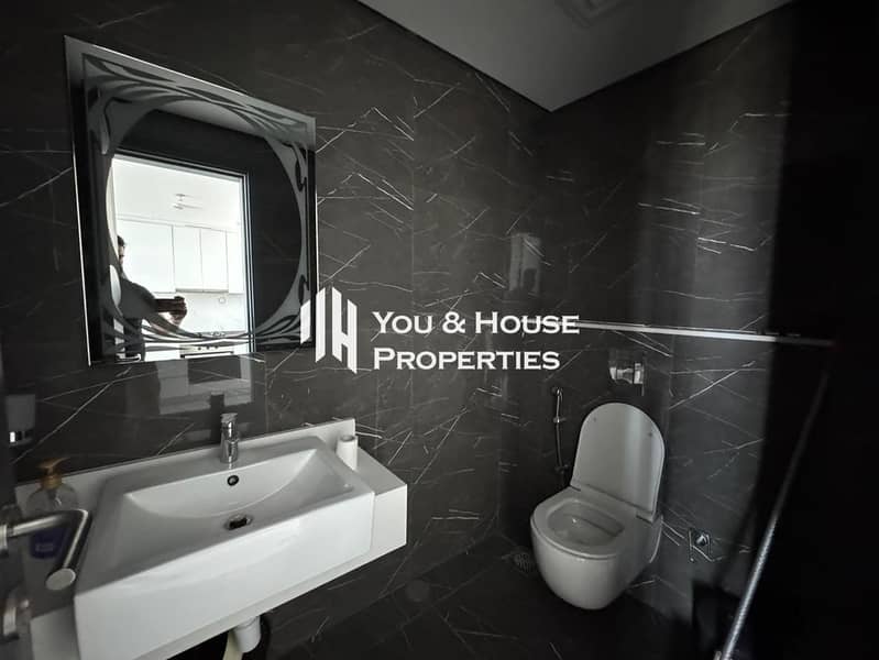 Fully Furnished 1BR | Upgraded Unit | Premium Building| Pool View - Image 9