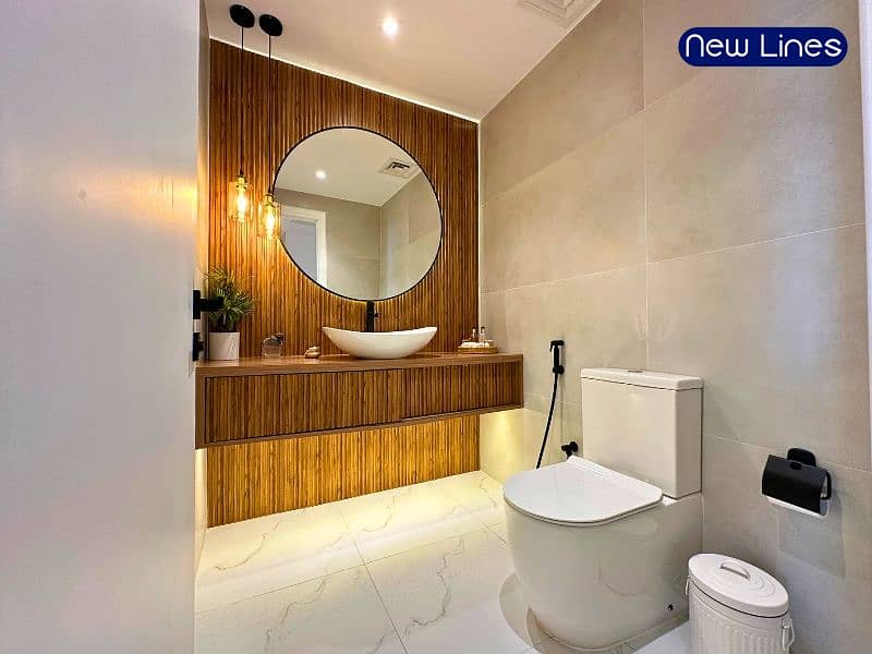 Upgraded I Spacious I Prime Location - Image 12