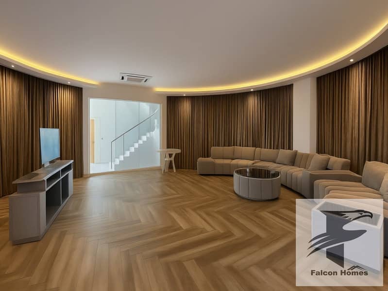 Luxury 4BR Modern Style Villa with Garden and Pool - Image 7