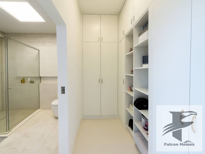 Luxury 4BR Modern Style Villa with Garden and Pool - Image 12