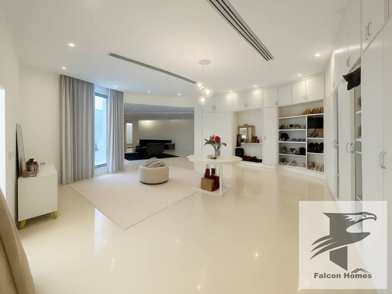 Luxury 4BR Modern Style Villa with Garden and Pool - Image 23