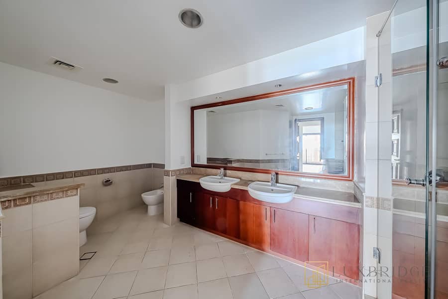 Vacant | Unfurnished | Prime Location - Image 12