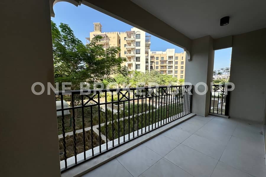 Spacious, fully furnished 2 BRs for rent - Image 9