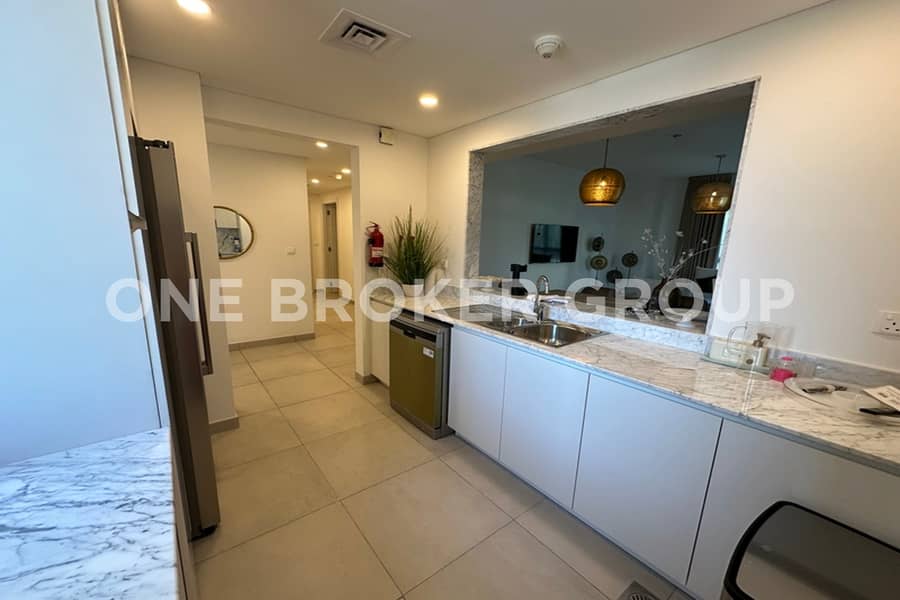 Spacious, fully furnished 2 BRs for rent - Image 11