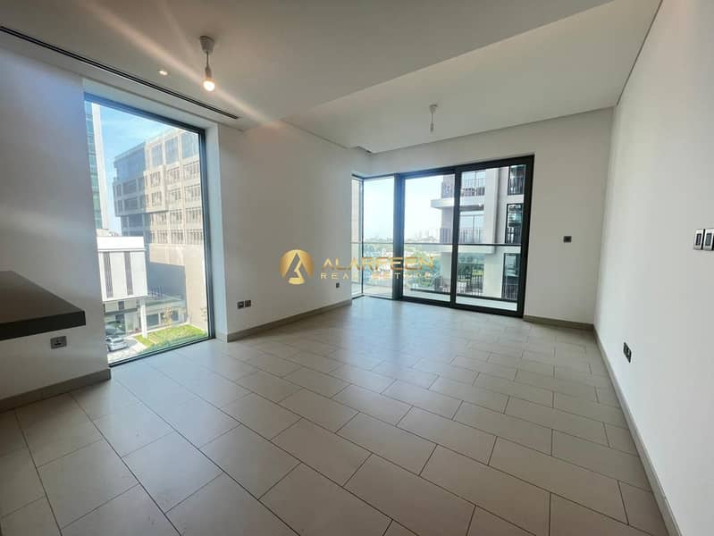 Corner Unit l Kitchen Appliances l L shaped Balcony