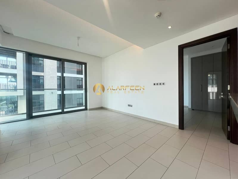 Corner Unit l Kitchen Appliances l L shaped Balcony - Image 6