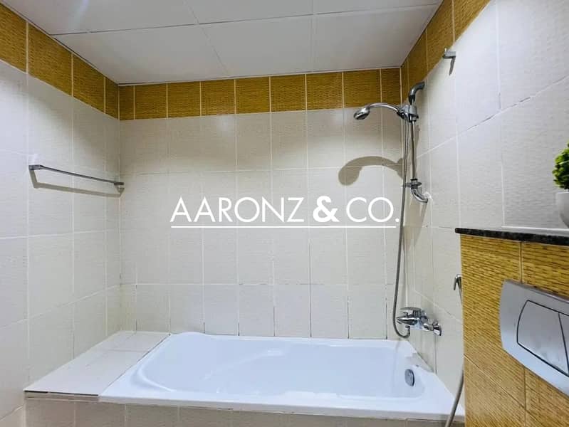 Spacious | Prime Location | Near to Metro - Image 7