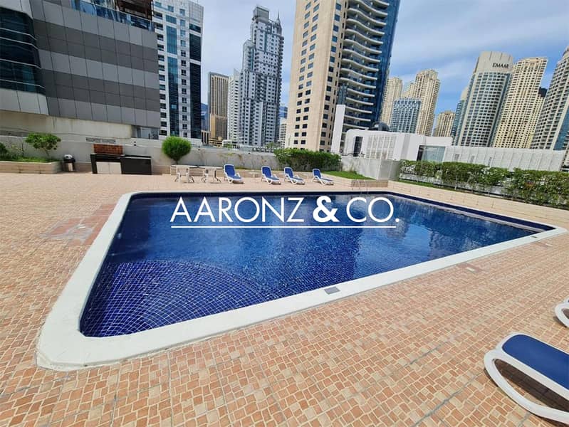 Spacious | Prime Location | Near to Metro - Image 12