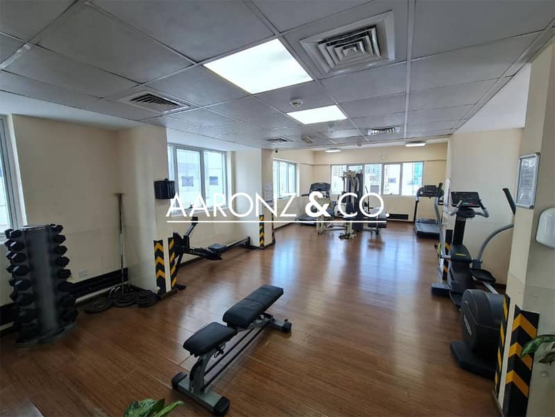 Spacious | Prime Location | Near to Metro - Image 14