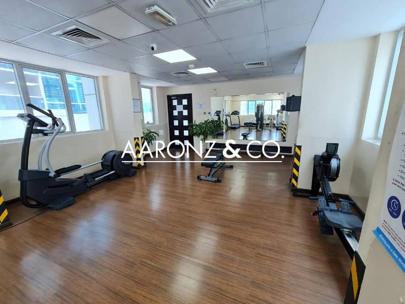 Spacious | Prime Location | Near to Metro - Image 15