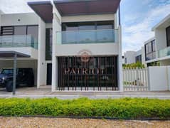 SINGLE ROW | STANDALONE | VACANT | SPACIOUS