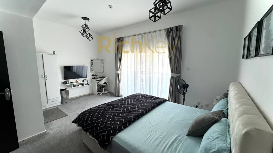 Elegant Villa | Spacious Villa | Prime Location - Image 11