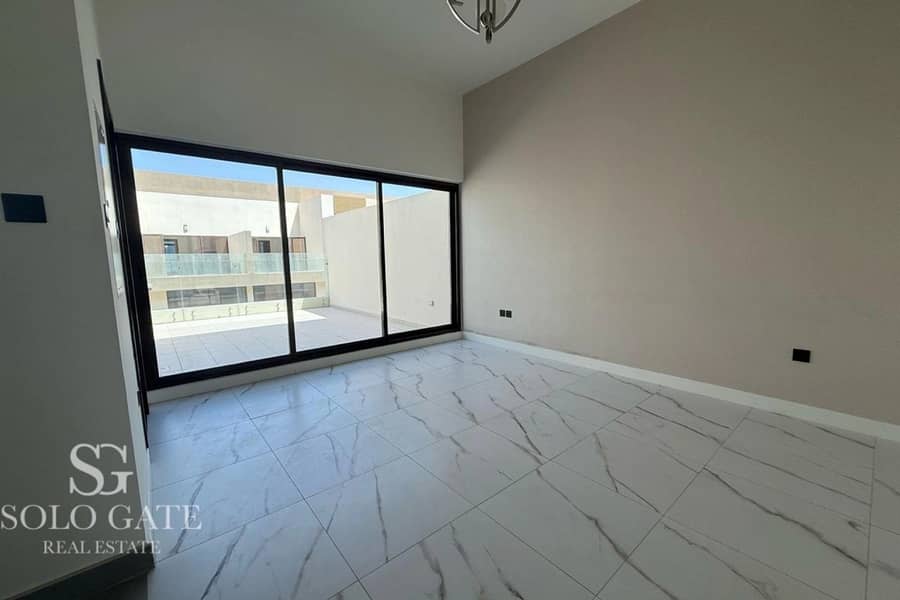 Genuine Resale | Gated Community | Private Garden