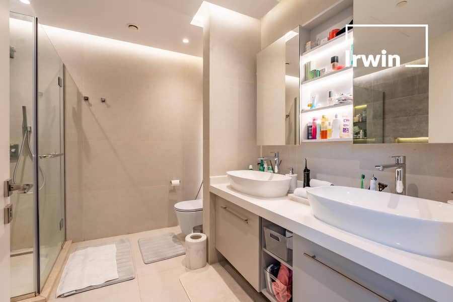 High Floor | Upgraded | Panoramic View - Image 15