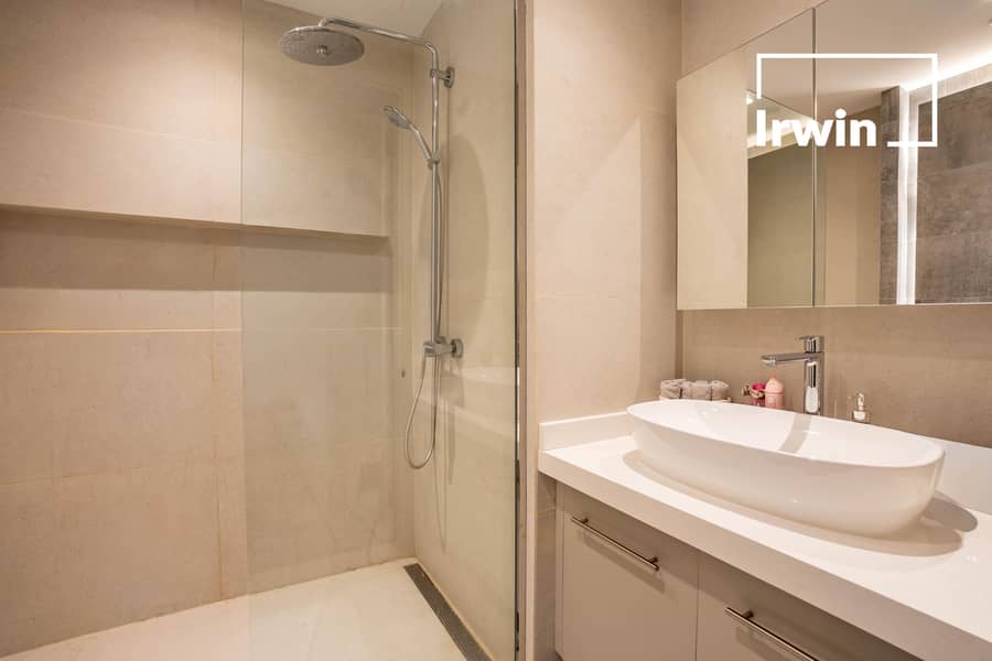 High Floor | Upgraded | Panoramic View - Image 27