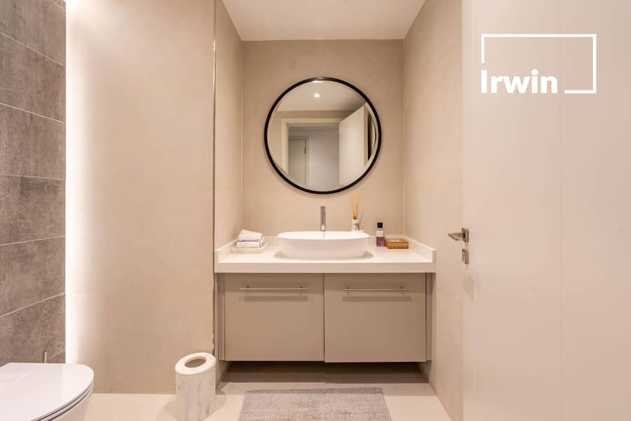 High Floor | Upgraded | Panoramic View - Image 29