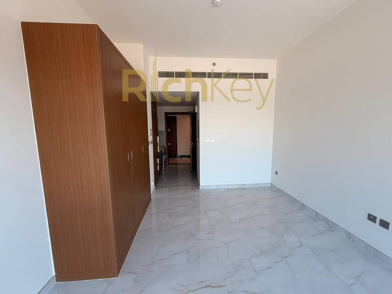 Modern Studio | Prime Location | High ROI