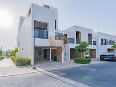 Exclusive Corner Triplex | Park View |Pool Backing