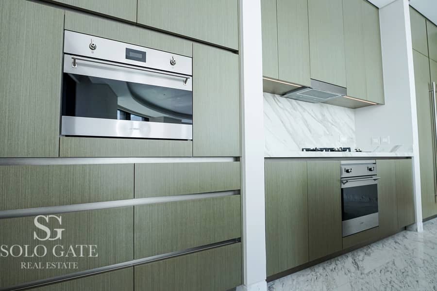 Full Burj And Fountain View | High End Living - Image 7