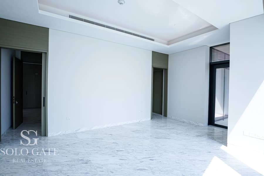 Full Burj And Fountain View | High End Living - Image 10