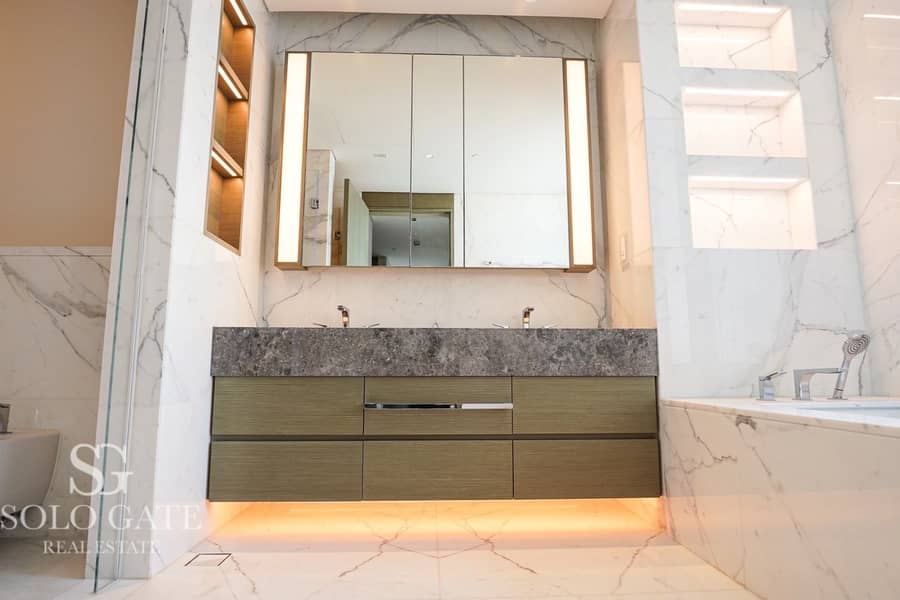 Full Burj And Fountain View | High End Living - Image 25