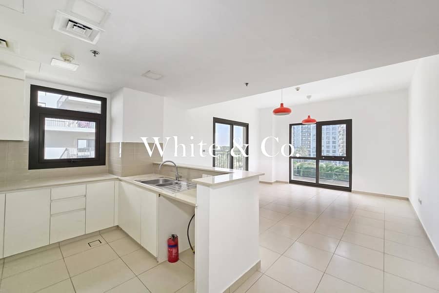Boulevard View | Open Kitchen I Maids Room Boulevard View | Open Kitchen I Maids Room