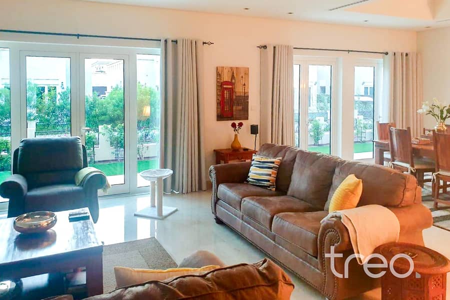 Upgraded | Corner Plot | Landscaped