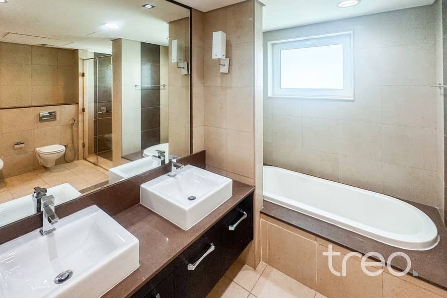 Upgraded | Corner Plot | Landscaped - Image 8