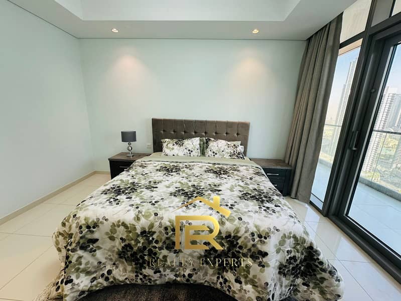 BURJ VIEW /LARGE LAYOUT /FULLY FURNISHED /NEXT TO METRO /DUBAI MALL - Image 15