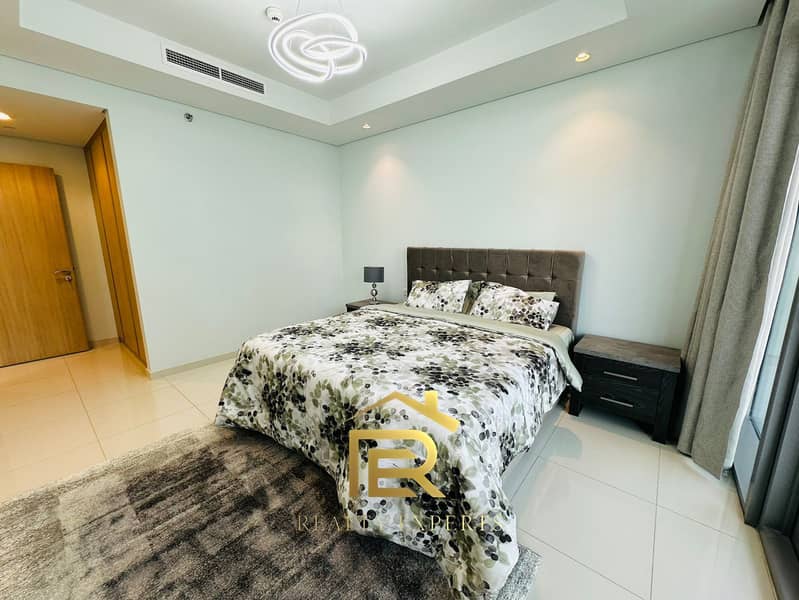 BURJ VIEW /LARGE LAYOUT /FULLY FURNISHED /NEXT TO METRO /DUBAI MALL - Image 19