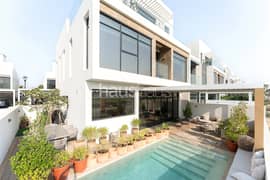 Contemporary 4 bedroom with Full Golf Views