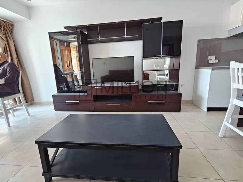 2BR Apartment with Skyline View | For Sale - Image 14