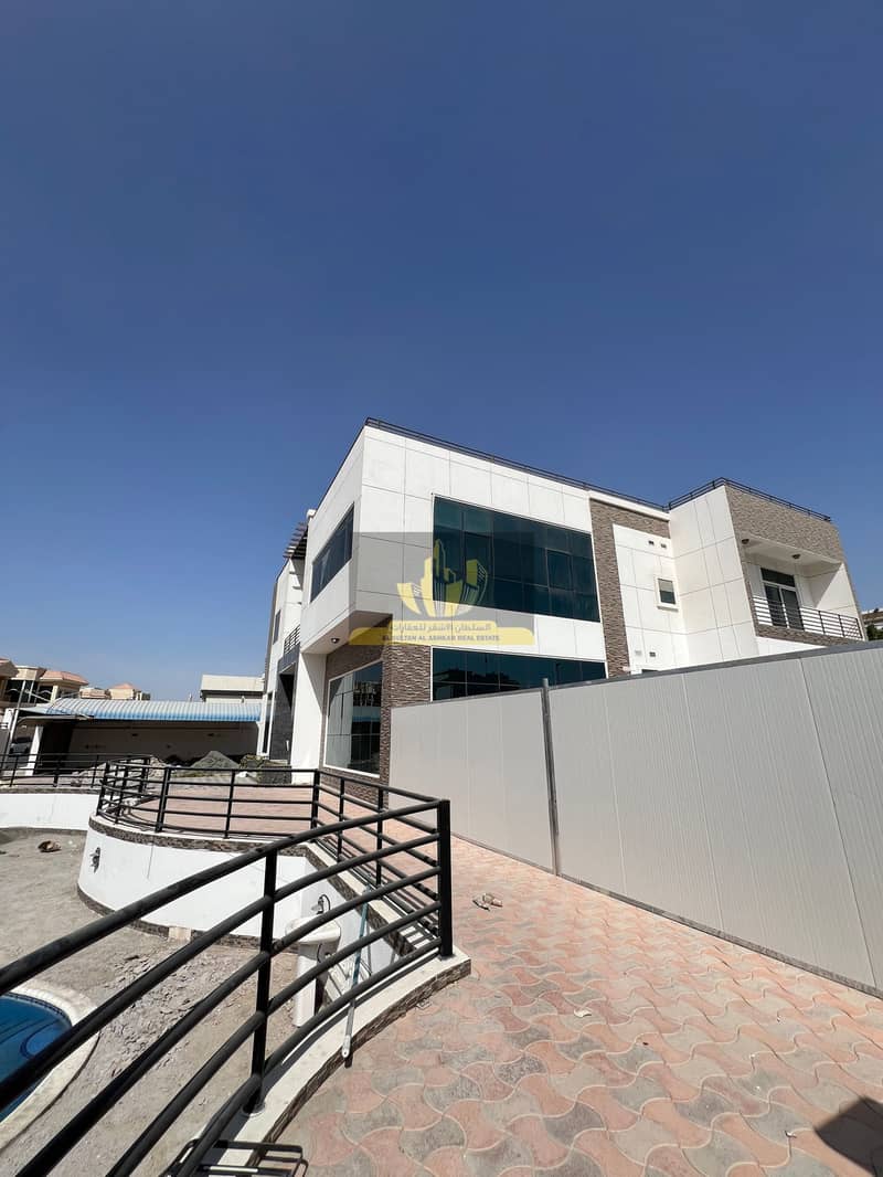 Villa for rent in warqaaa 8 rooms + maid