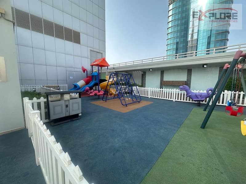 Burj Khalifa View:Near Metro:Spacious:Laundry Room:Gym,Pool - Image 20