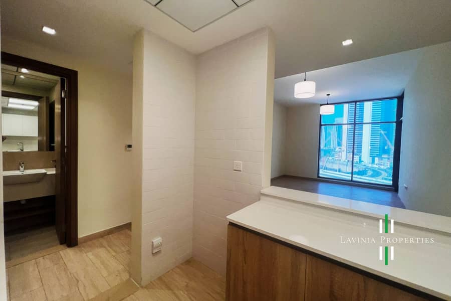 Brand New |Canal View |Prime Business Bay Location - Image 6